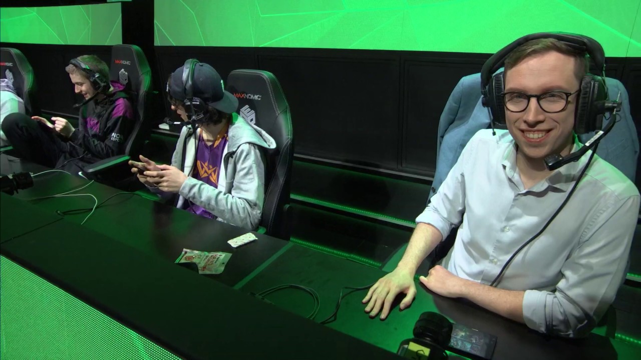 Razer Phone 2 vs Blade Showmatch - Vainglory Premier League World Invitational