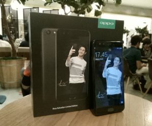 OPPO F3 Reza Rahadian