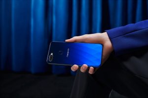 Baru Diluncurkan, Penjualan OPPO F9 Tembus 30% Lebih Banyak Dari OPPO F7 53 Twilight Blue