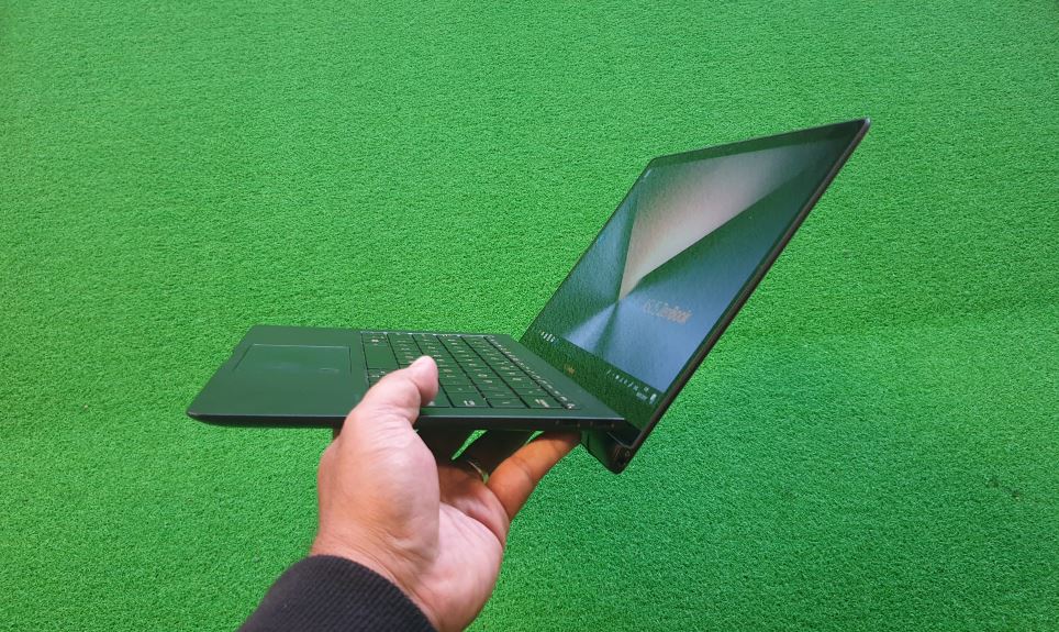 Asus Zenbook S UX391UA 02