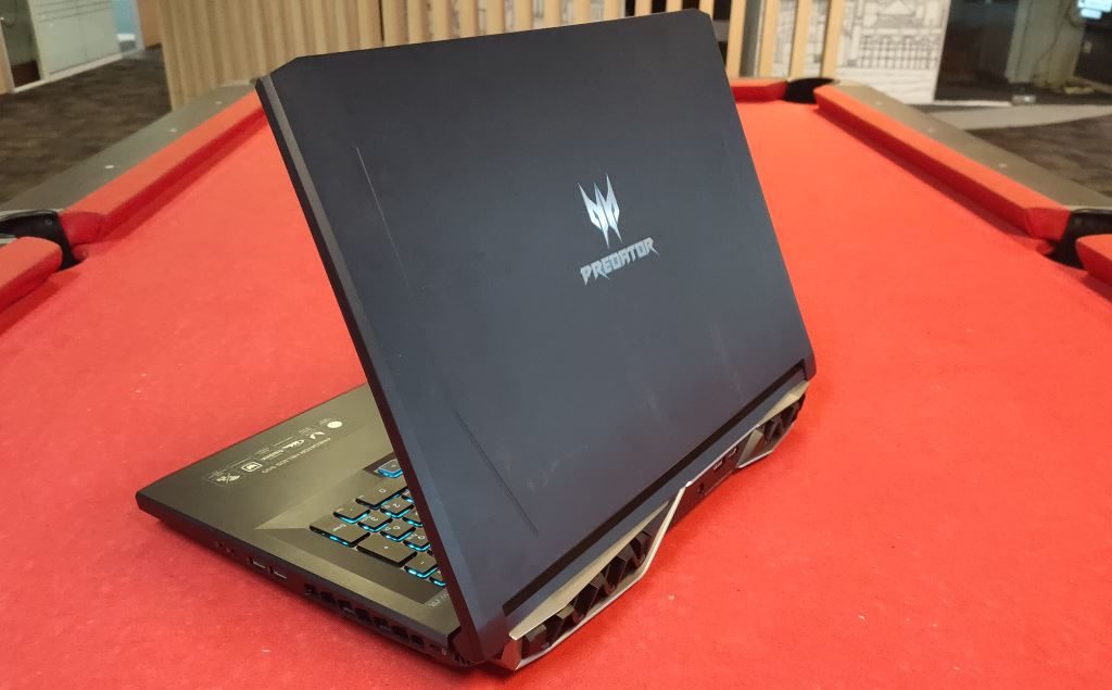 Acer Predator Helios 500 design