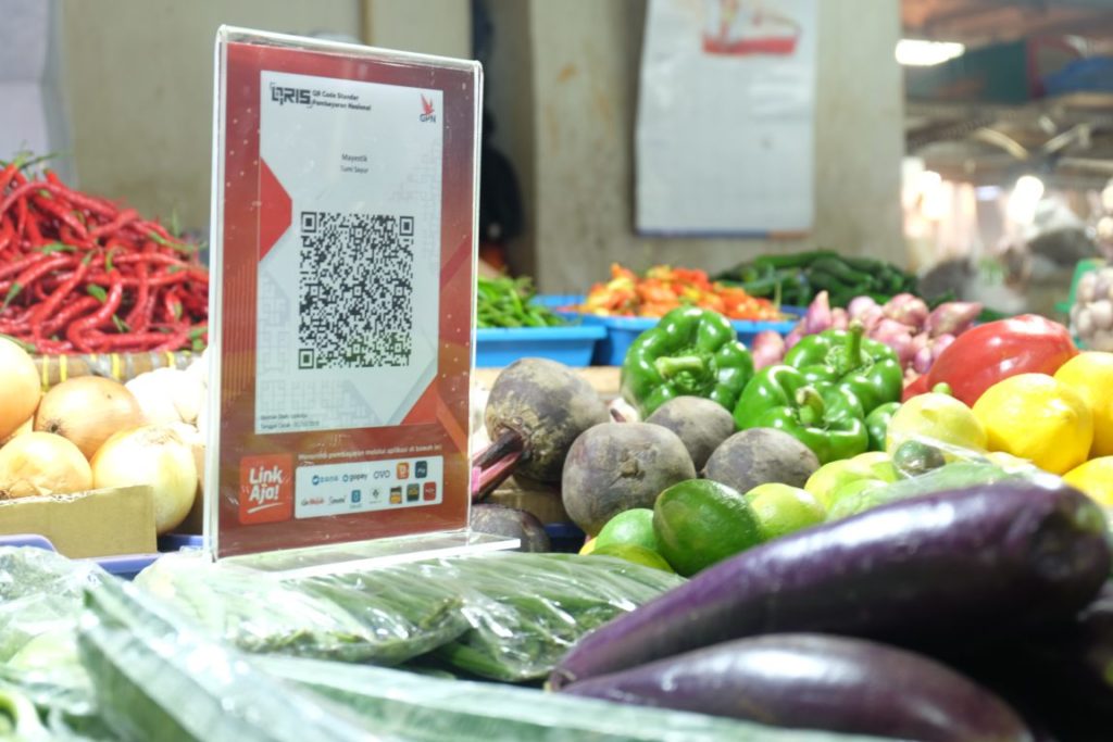 LinkAja Implementasi QRIS di Pasar Mayestik 53 QRIS 2