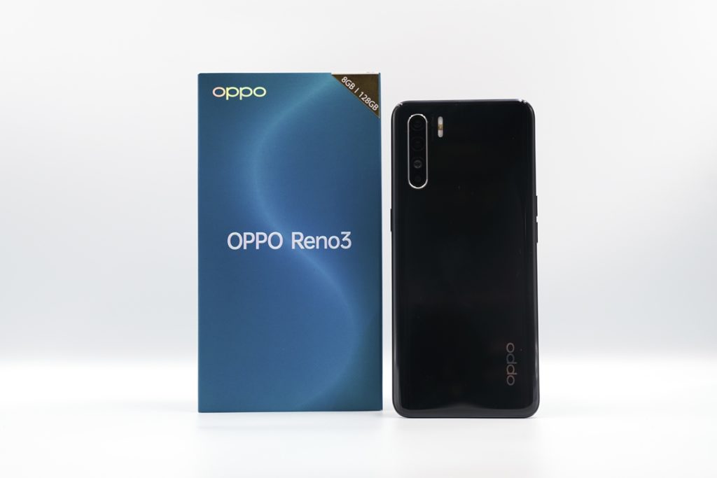 Unboxing OPPO Reno3