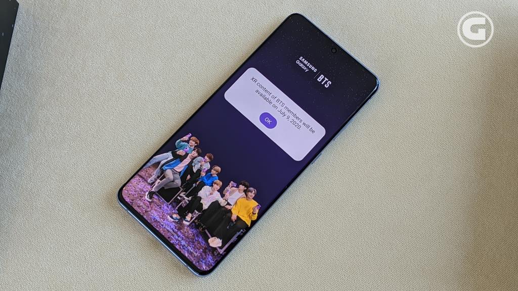 Hands-on: Melihat Isi Kotak Samsung Galaxy S20 Plus Edisi BTS 60 Aplikasi eksklusif Galaxy S20 Plus BTS Edition