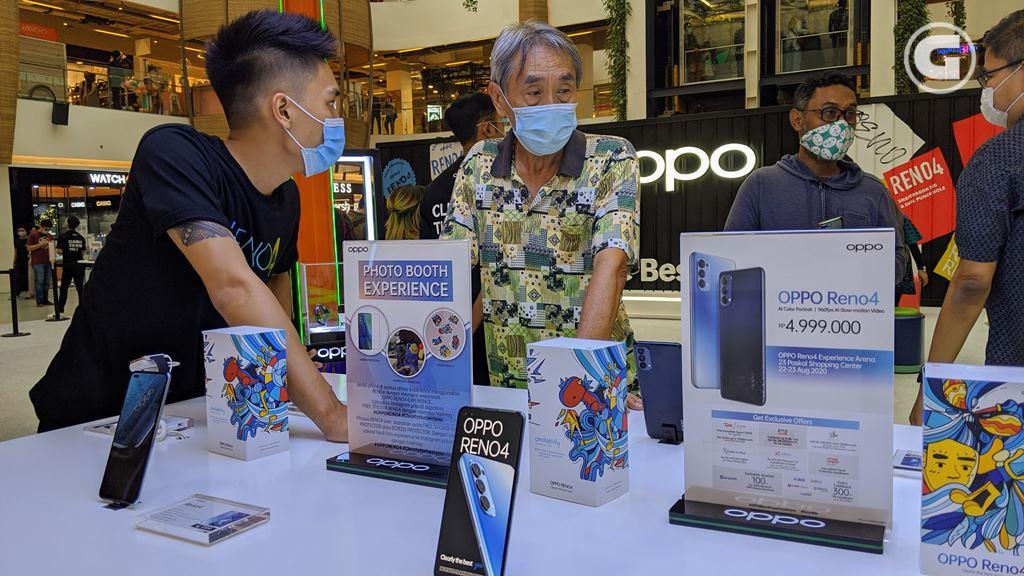 Usung Desain Menarik, Penjualan OPPO Reno4 Laris di Bandung 56 OPPO Reno4 Bandung