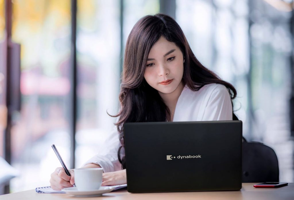 Laptop Sharp Dynabook Satellite Pro C40-H