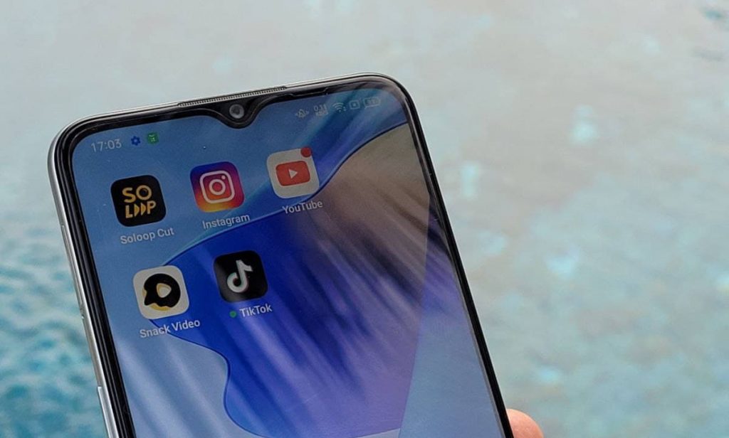 Social Media OPPO A16 tiktok snack video instagram