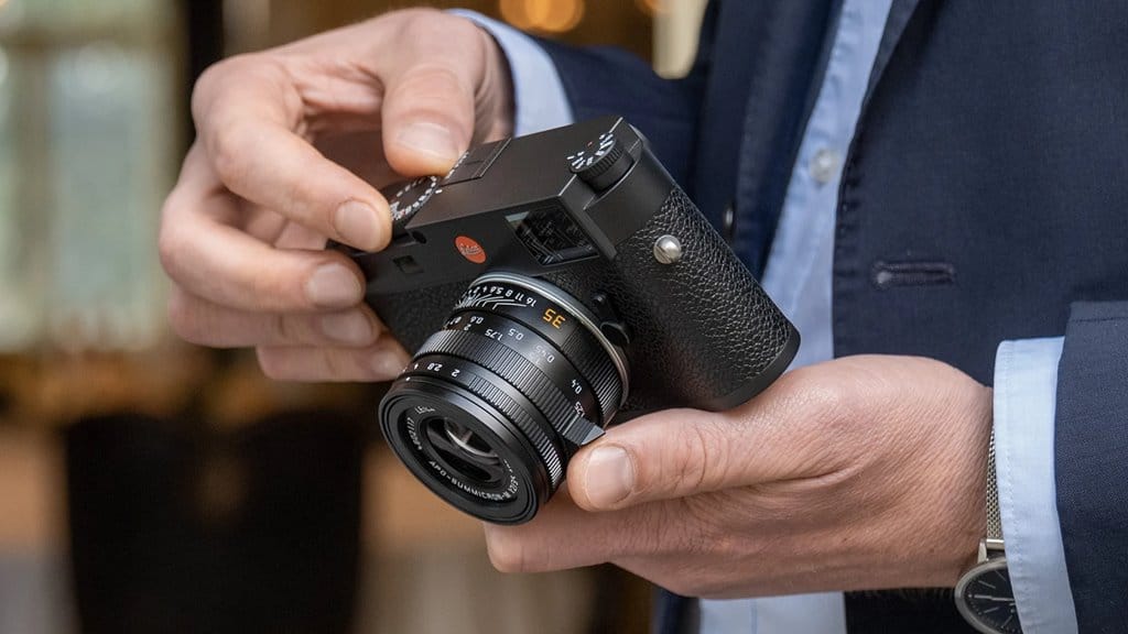Leica M11