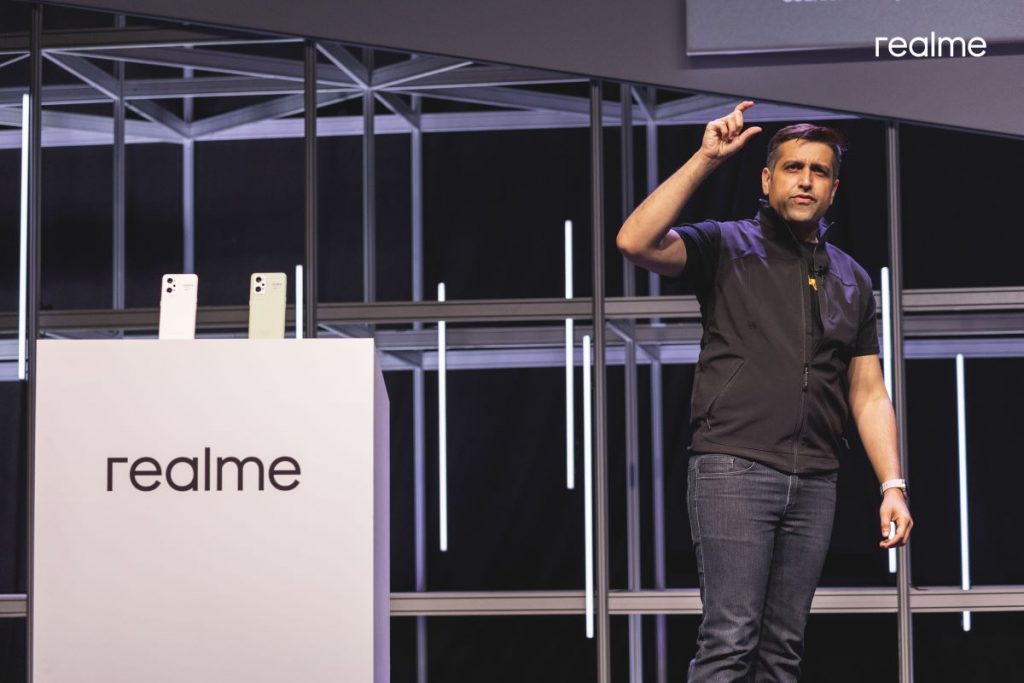 Madhav Sheth realme MWC 2022