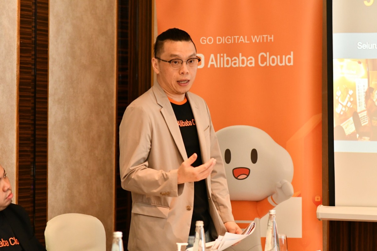 Investasi Alibaba Cloud