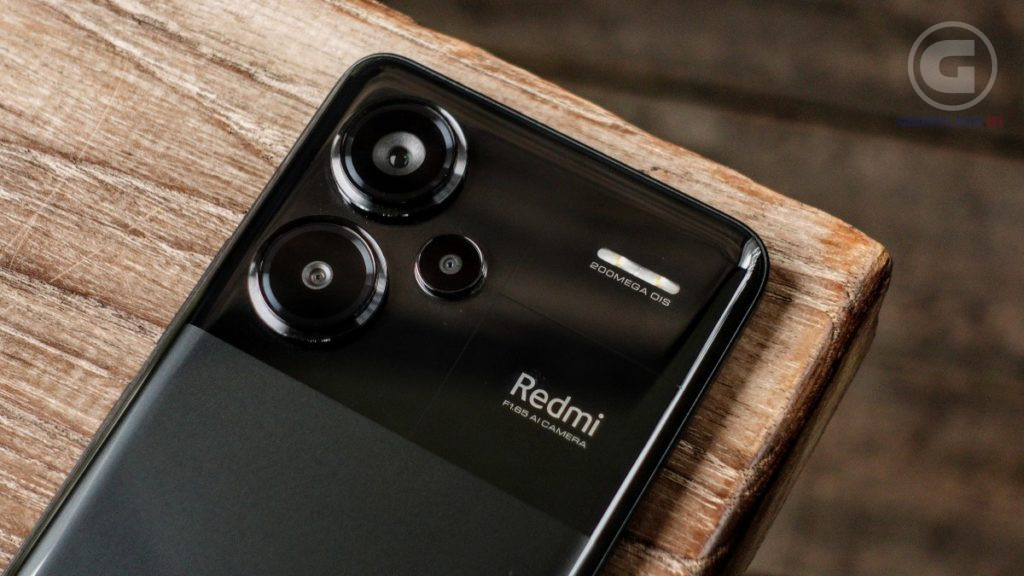 Review Xiaomi Redmi Note 13 Pro+ 5G: Pertama dengan Layar Lengkung