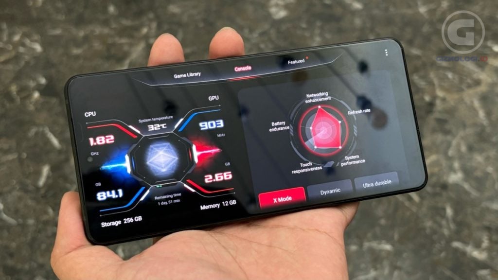 ASUS ROG Phone 8