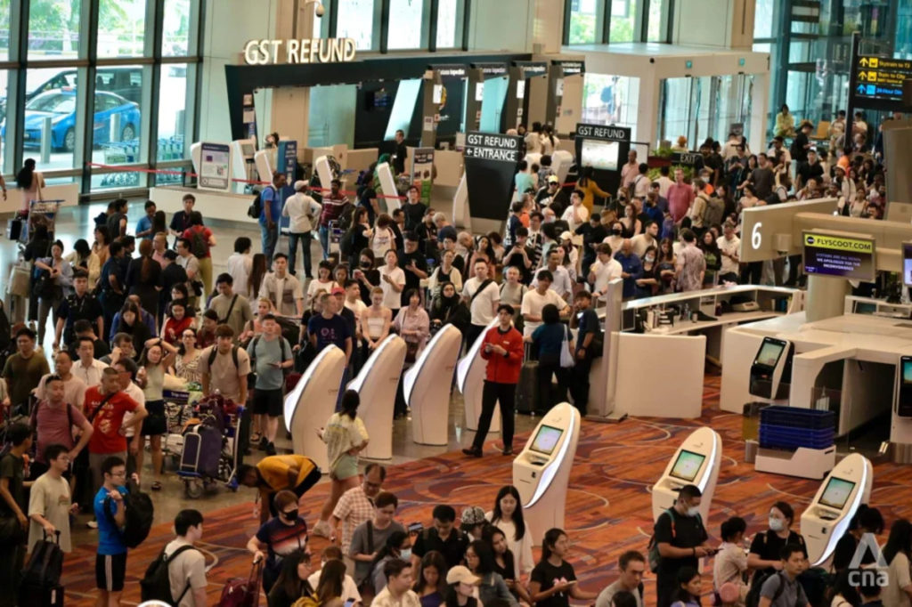 CrowdStrike Dapat Penghargaan Kegagalan Paling Epik di Def Con 53 CrowdStrike mendapat penghargaan kegagalan paling epik.