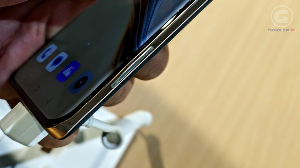 realme Tombol Solid-State 101