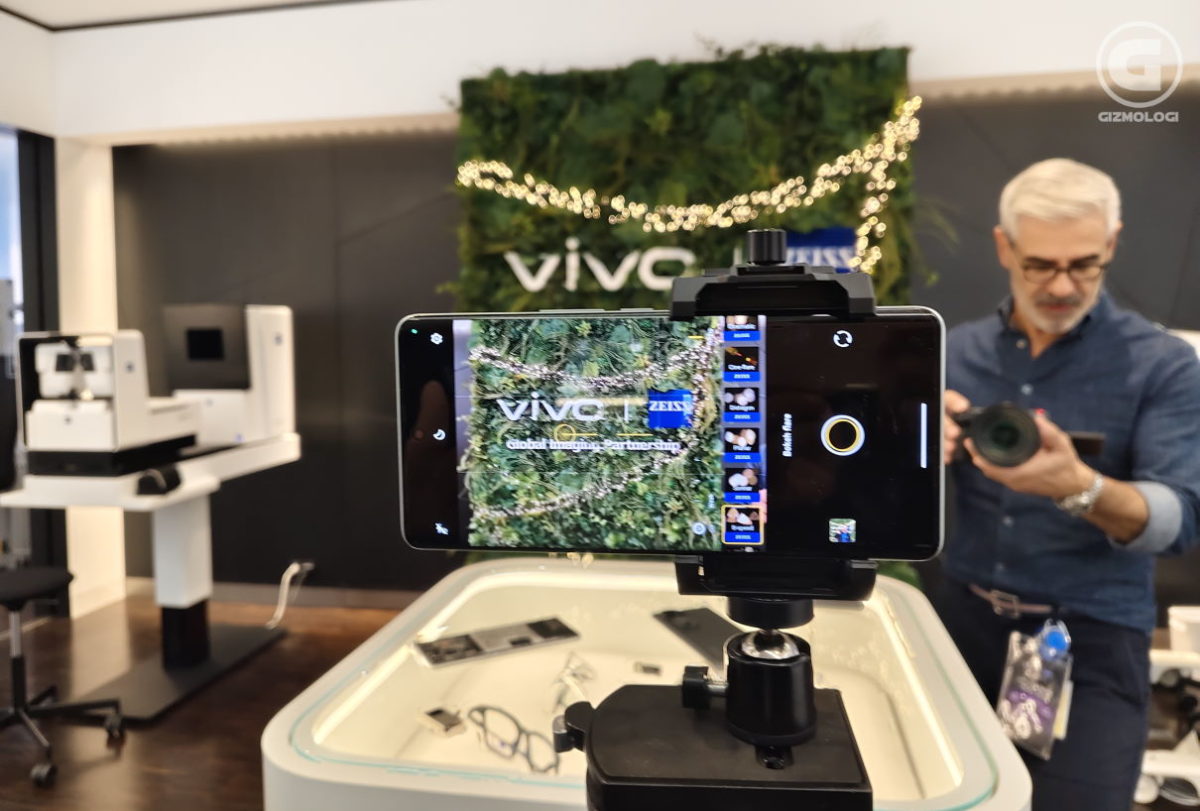 Pengujian vivo v40 di lab Zeiss