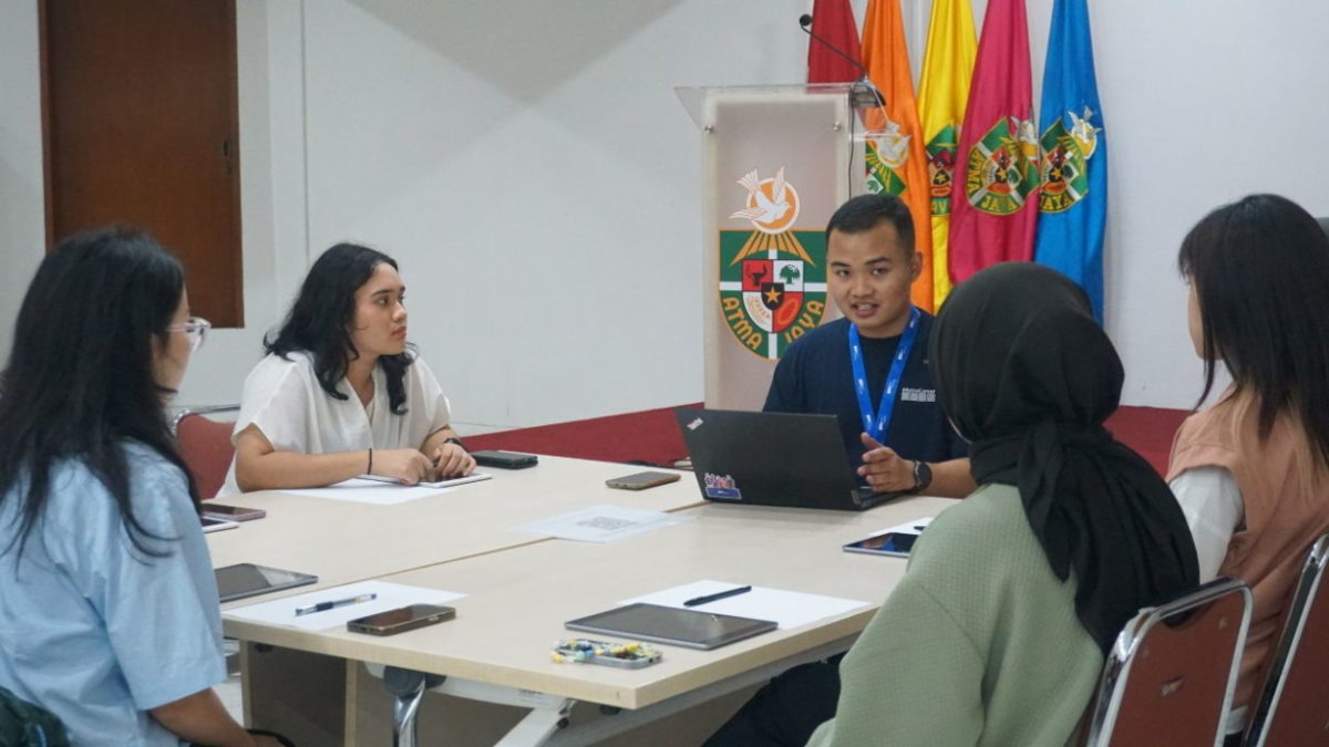 Unika Atma Jaya Luncurkan Platform Mahasiswa Berbasis Blockchain 52 Mahasiswa Unika Atma Jaya