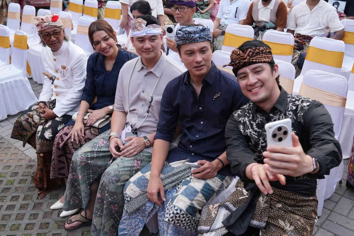 Pameran Foto Istana Ubud OPPO Find X8 Series