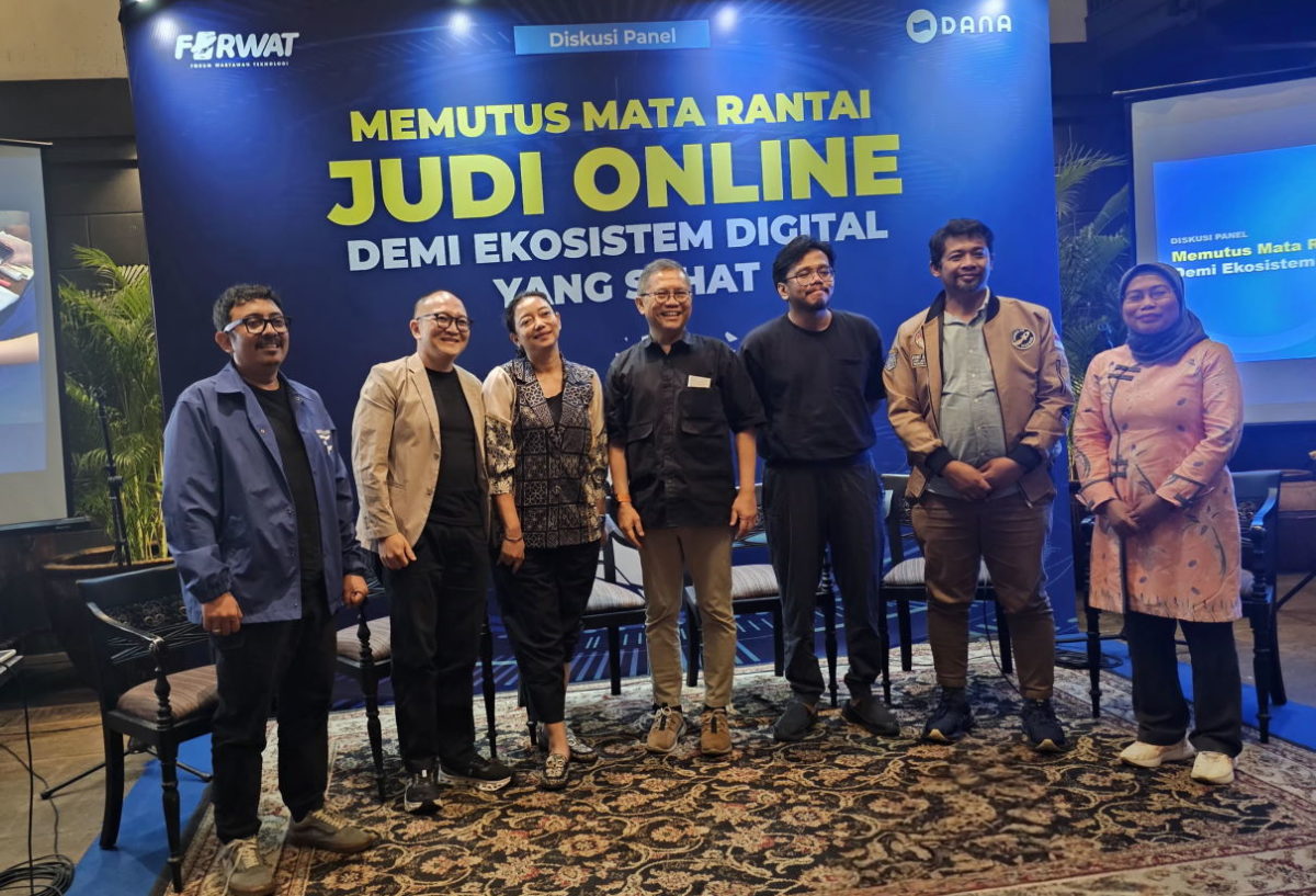 diskusi panel forwat dana judi online