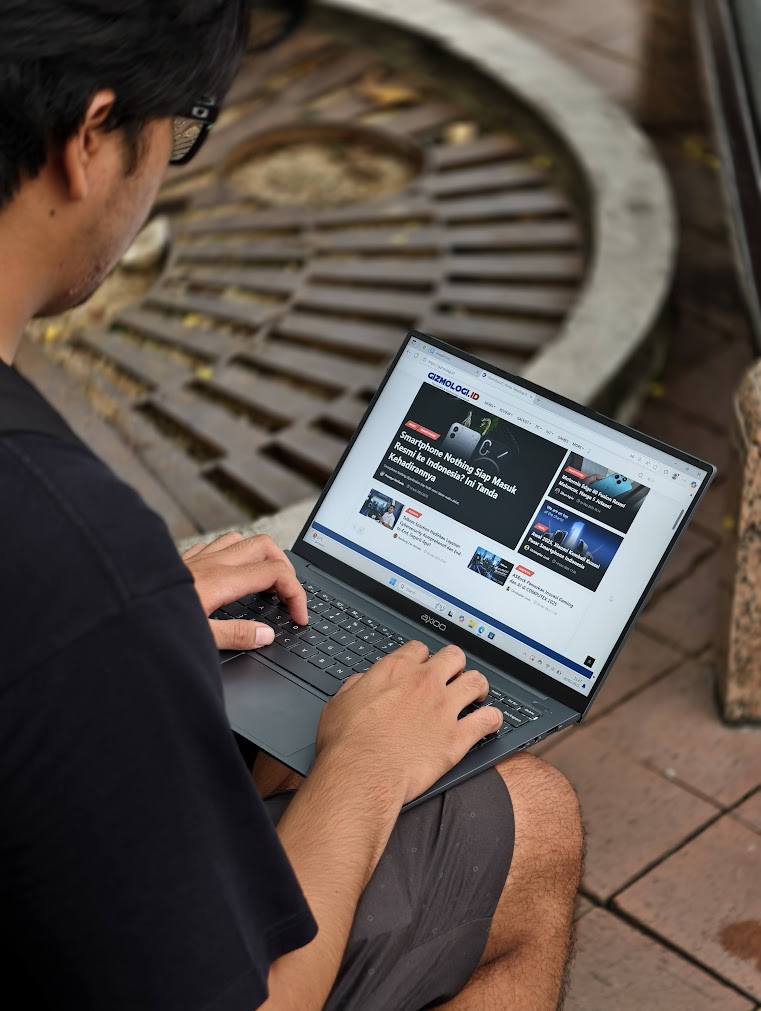 Travelling Pakai Axioo Hype R5, Laptop Ringan dan Bisa Main Game? 2 Axioo Hype R5 004 1