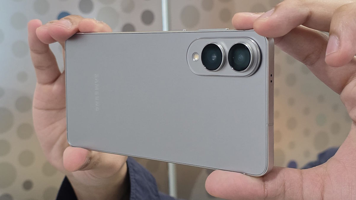 Galaxy S25 Edge, Pilihan Tepat Content Creator yang Butuh Kamera Andal & AI Canggih 52 Kamera samsung Galaxy S25 Edge