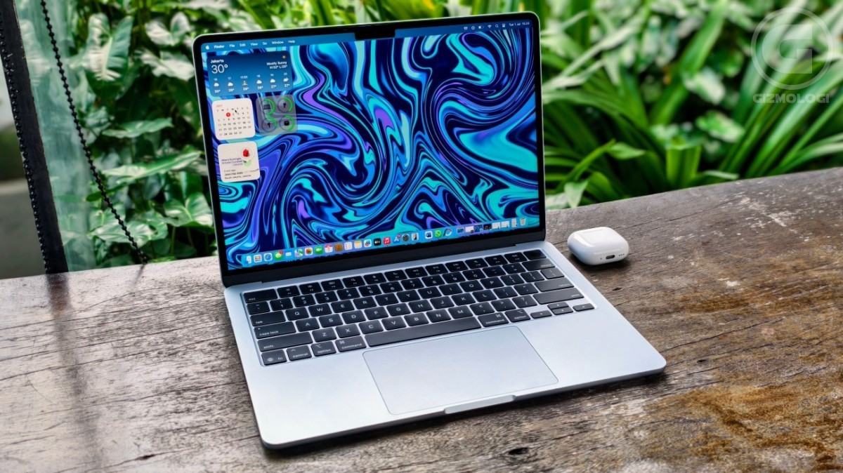 MacBook Air M4