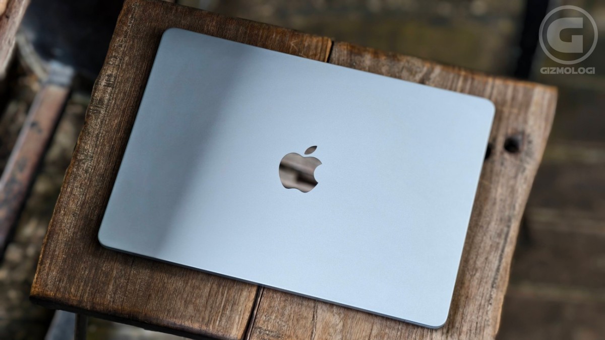 MacBook Air M4